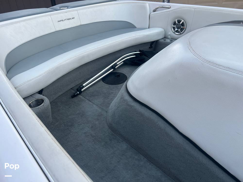Slide: The Image of Bench Seat - 15048242