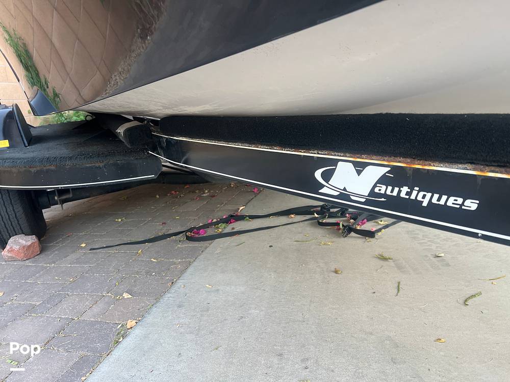 Slide: The Image of Correct Craft Ski Nautique 196 2008 - 15048748