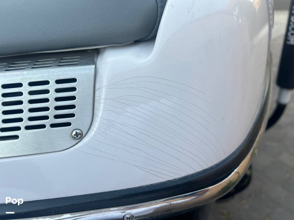 Slide: The Image of Spider Cracking (cosmetic Only) - 15048763