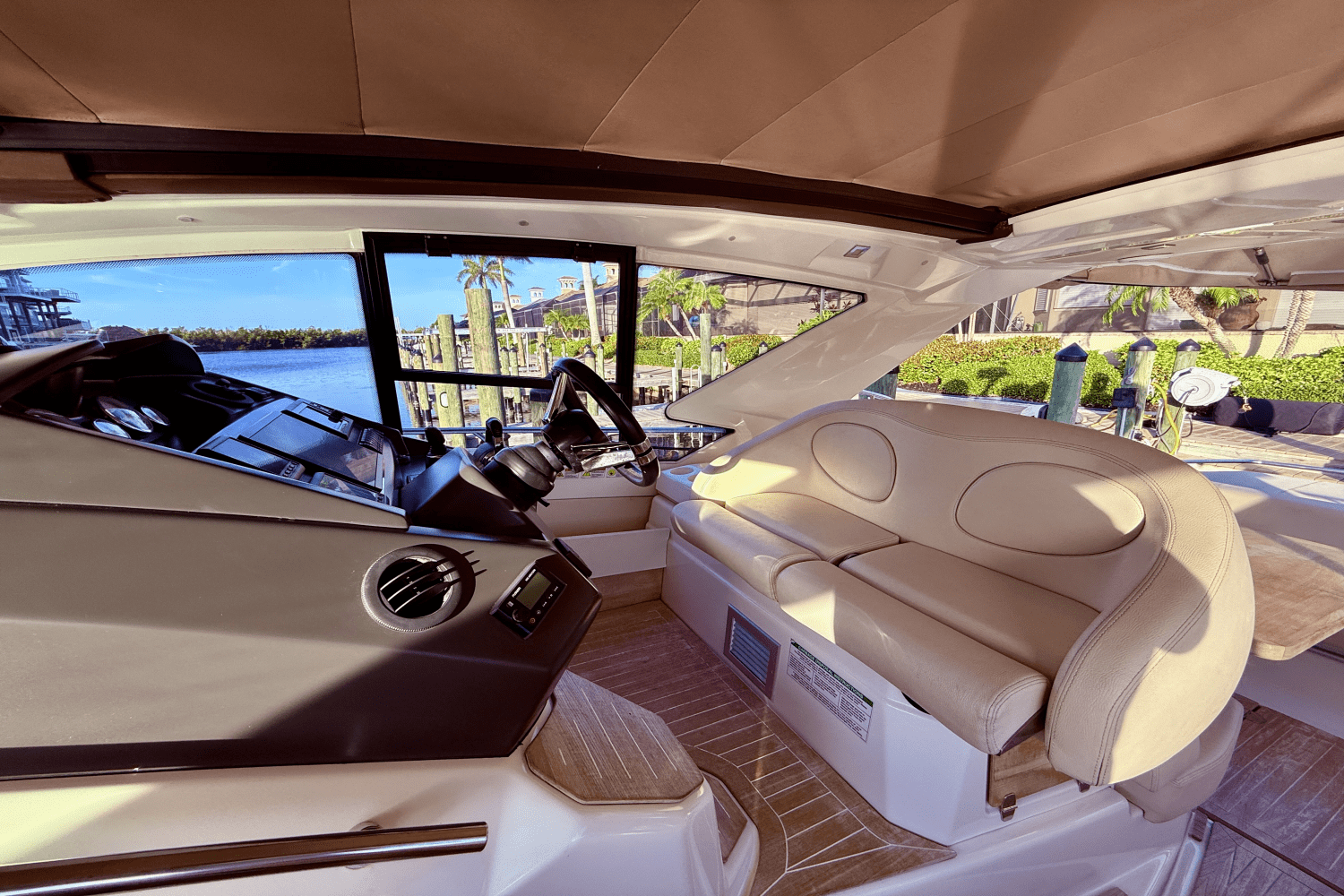 Slide: The Image of Cranchi M44 HT 2016 - 37