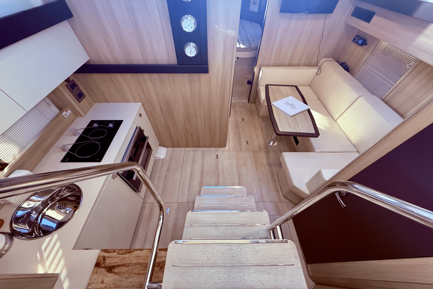 Slide: The Image of Cranchi M44 HT 2016 - 41