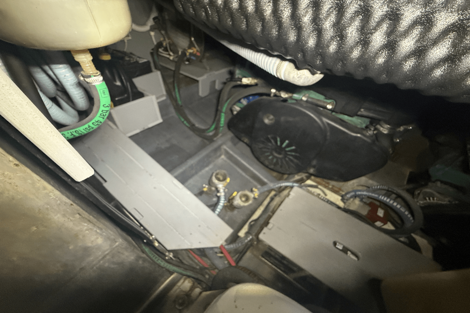 Slide: The Image of Cranchi M44 HT 2016 - 60