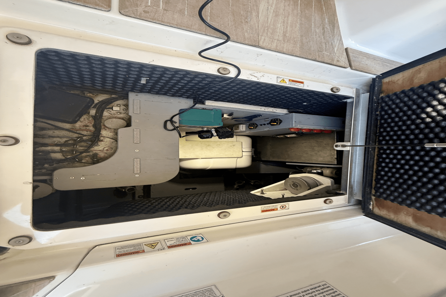 Slide: The Image of Cranchi M44 HT 2016 - 61