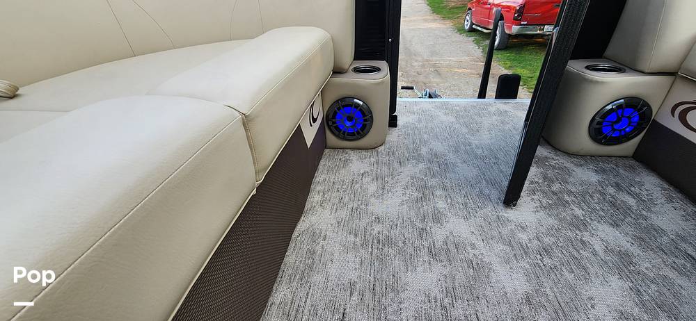 Slide: The Image of Crest 200 Classic CPT 2022 - 15398685