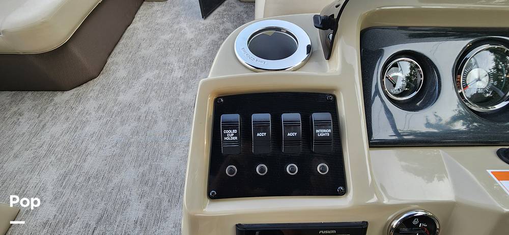 Slide: The Image of Crest 200 Classic CPT 2022 - 15398687