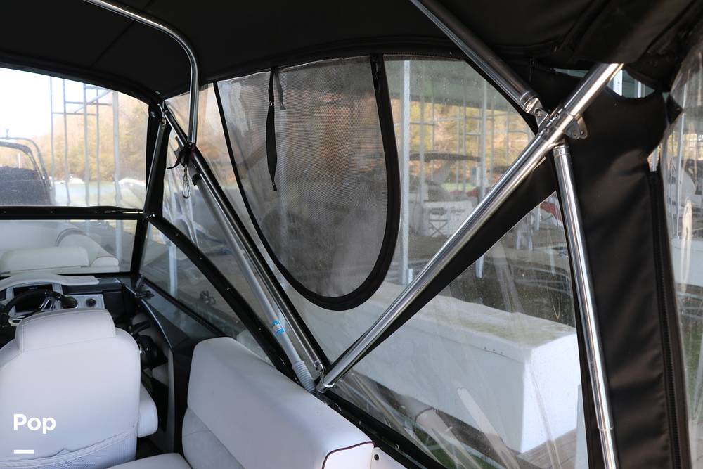 Slide: The Image of Crest 250 Continental 2020 - 13991077