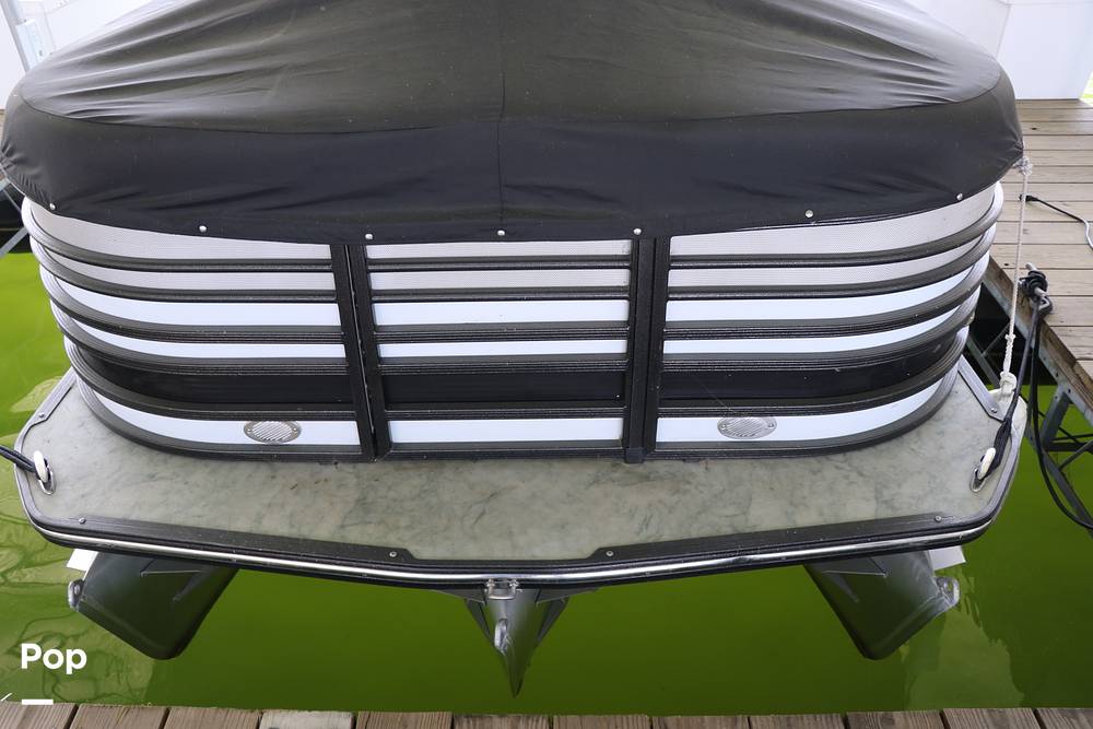 Slide: The Image of Crest 250 Continental 2020 - 13991042