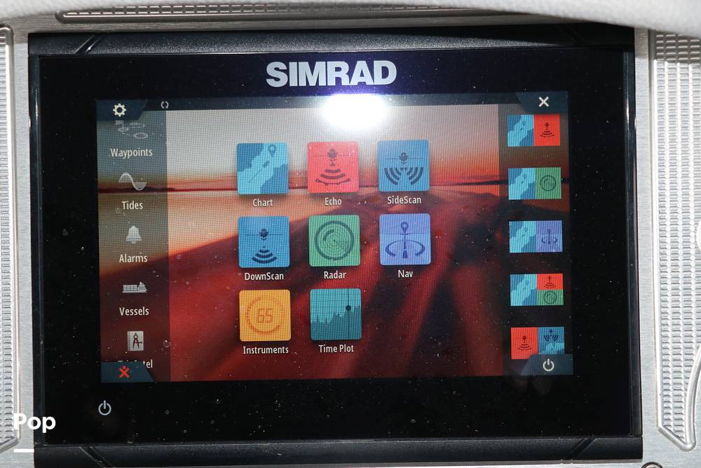 Slide: The Image of Crest 250 Continental 2020 - 14037993