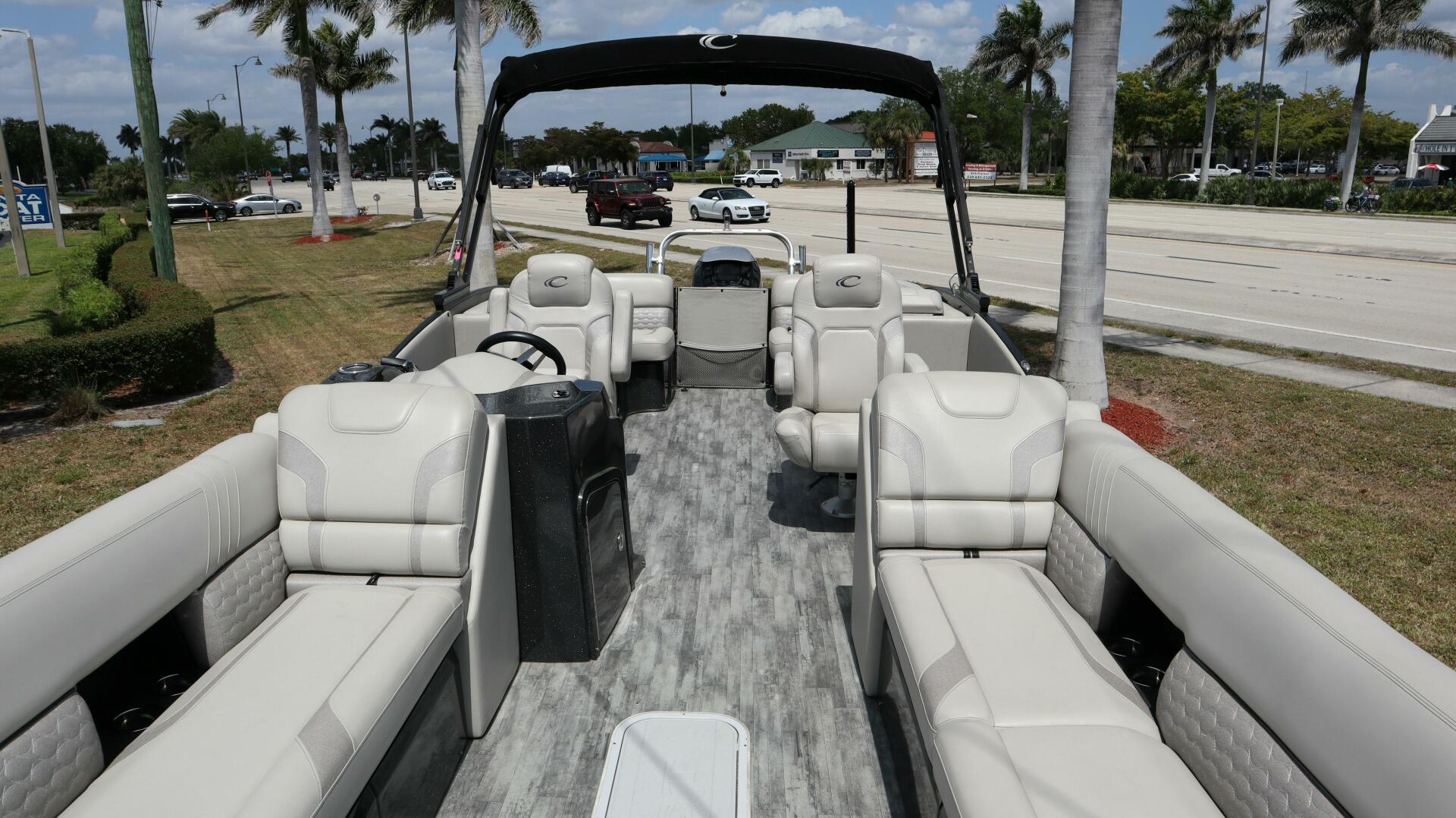 Slide: The Image of Crest Caribbean Platinum 250 SLC 2022 - 5379590