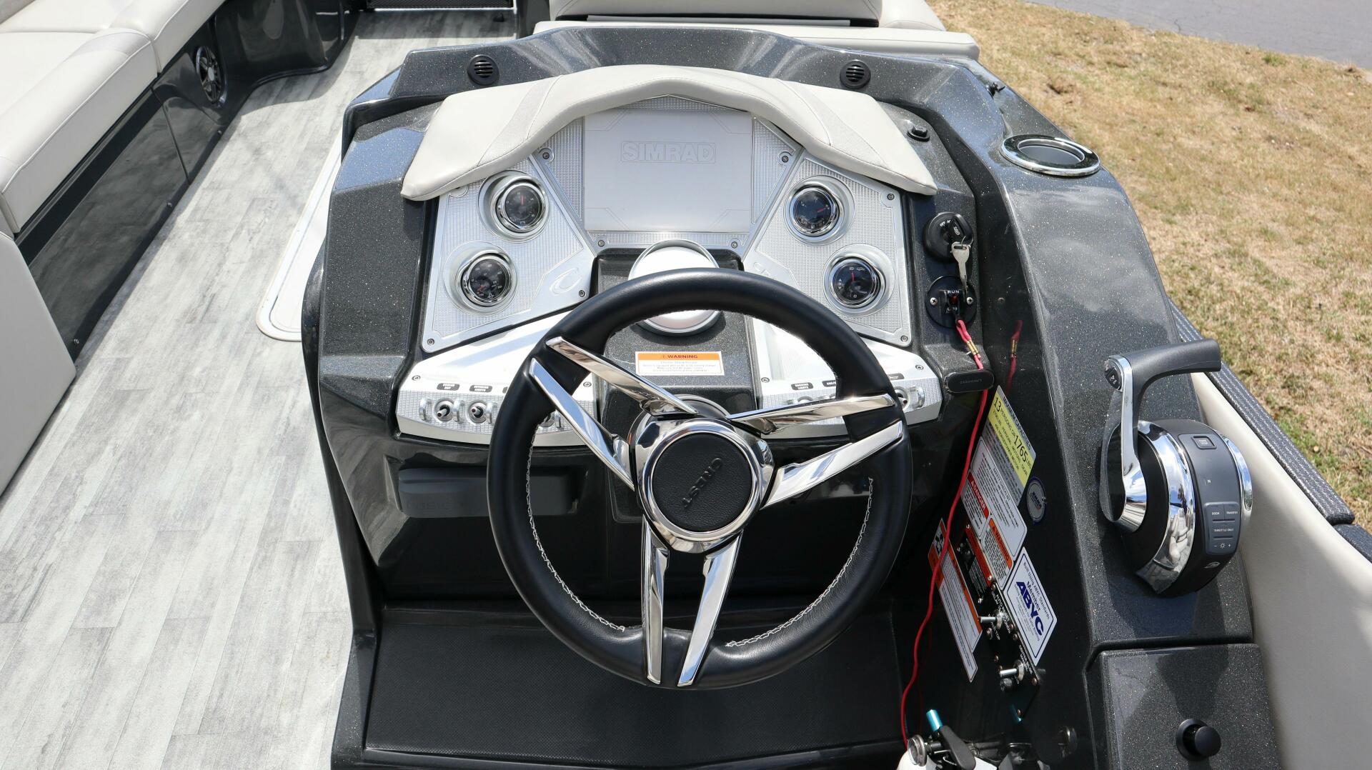 Slide: The Image of Crest Caribbean Platinum 250 SLC 2022 - 5379593