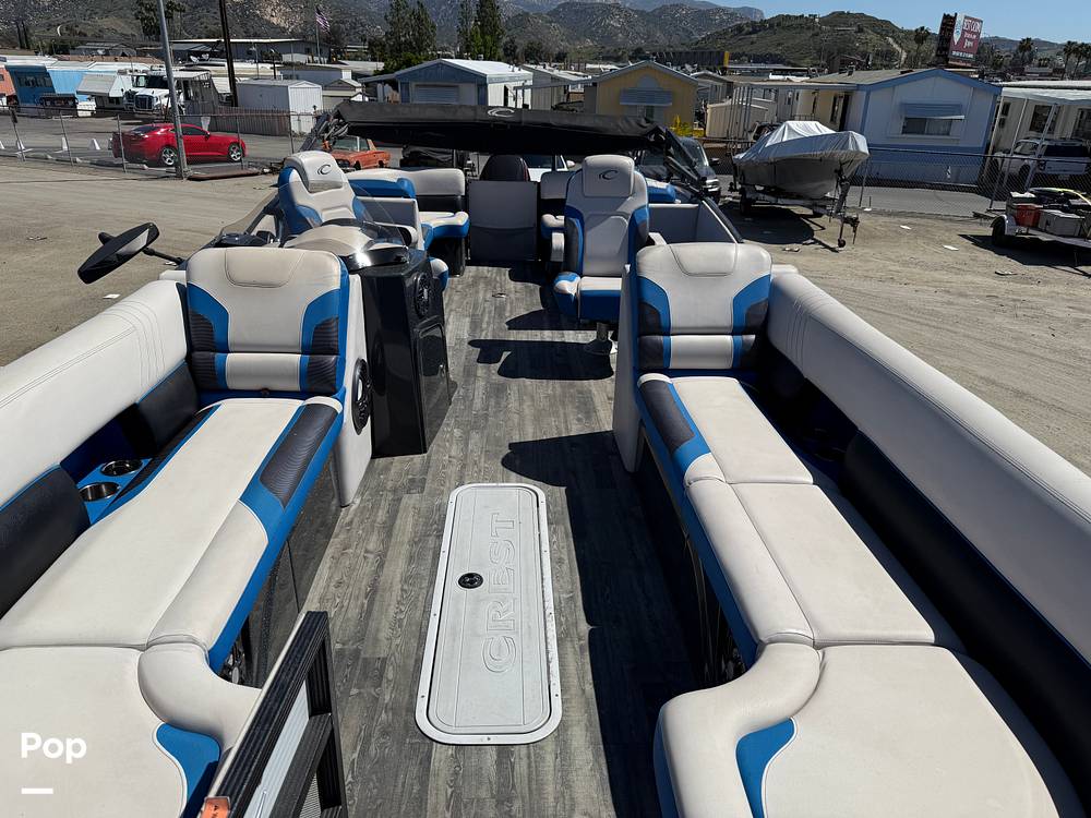 Slide: The Image of Crest Caribbean RS 250 SLRC Tritoon 2020 - 15456015