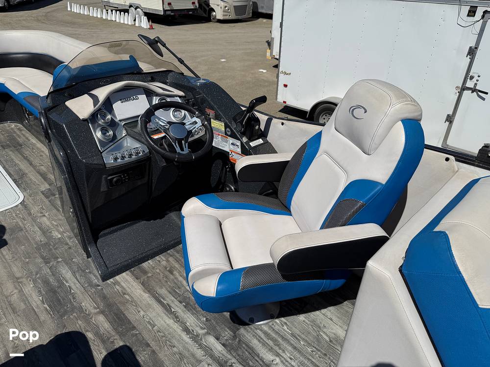 Slide: The Image of Crest Caribbean RS 250 SLRC Tritoon 2020 - 15456018