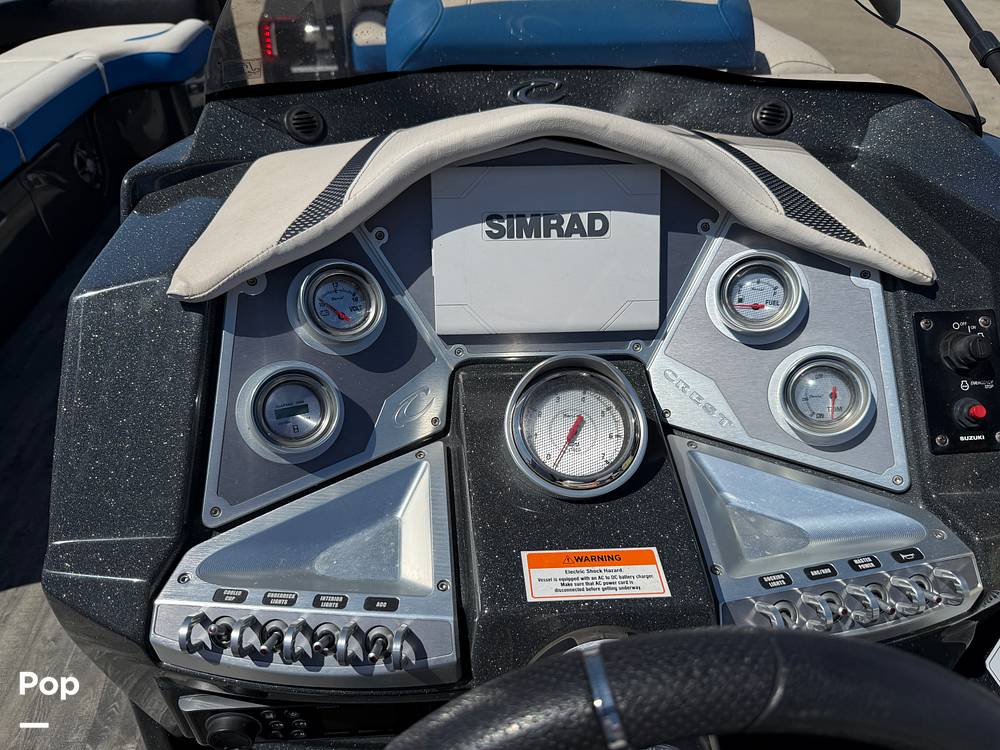 Slide: The Image of Crest Caribbean RS 250 SLRC Tritoon 2020 - 15456022