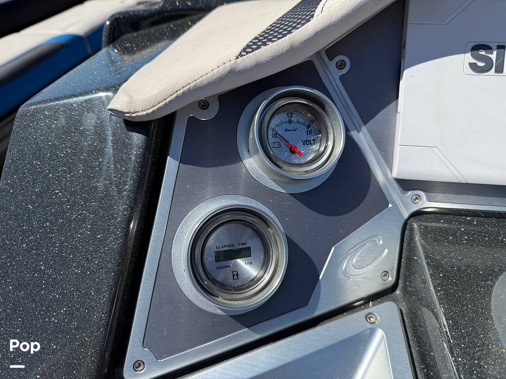 Slide: The Image of Crest Caribbean RS 250 SLRC Tritoon 2020 - 15456024