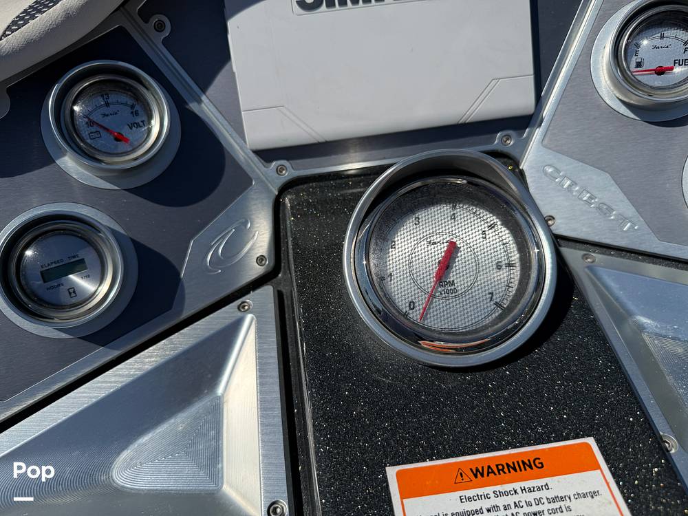 Slide: The Image of Crest Caribbean RS 250 SLRC Tritoon 2020 - 15456025