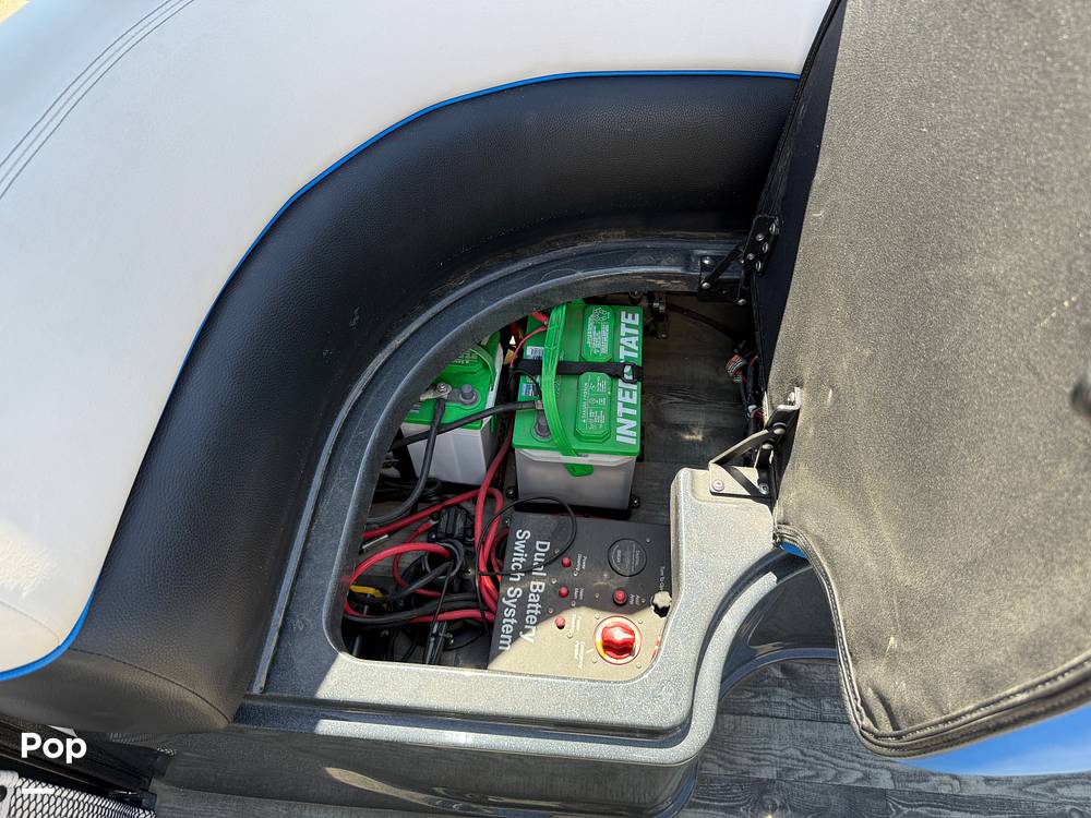 Slide: The Image of Crest Caribbean RS 250 SLRC Tritoon 2020 - 15456039