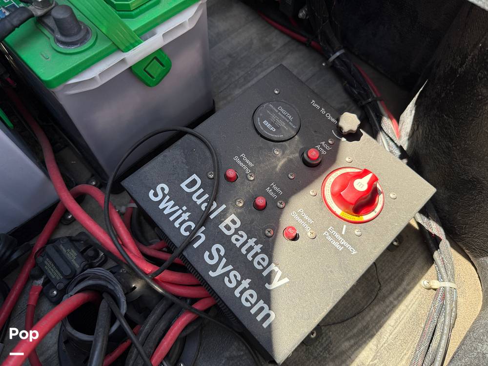 Slide: The Image of Crest Caribbean RS 250 SLRC Tritoon 2020 - 15456040