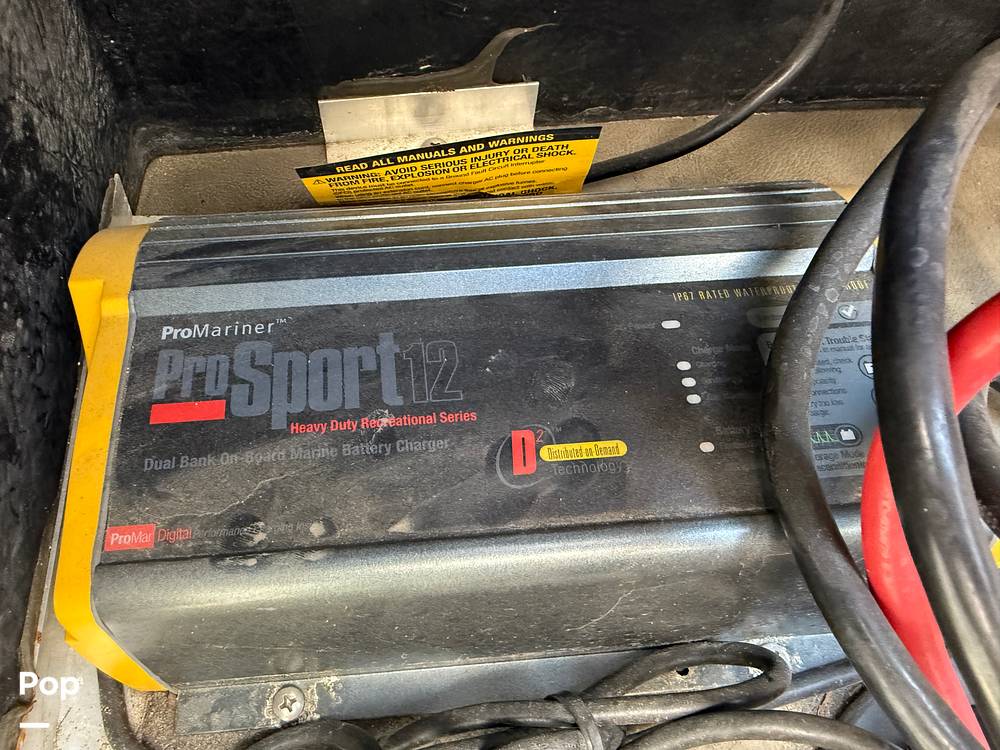 Slide: The Image of Crest Caribbean RS 250 SLRC Tritoon 2020 - 15456041