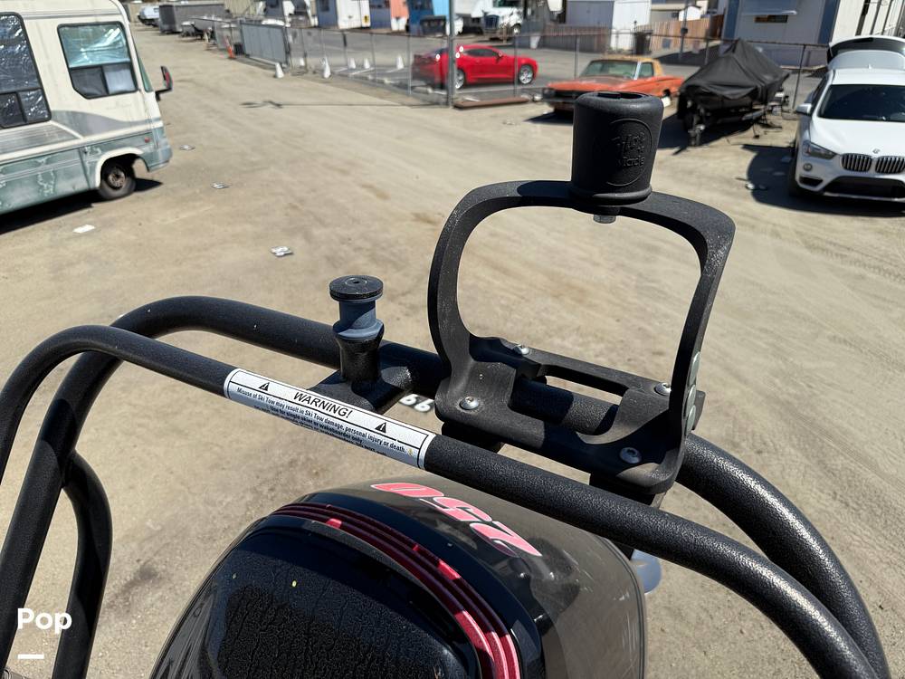 Slide: The Image of Crest Caribbean RS 250 SLRC Tritoon 2020 - 15456093