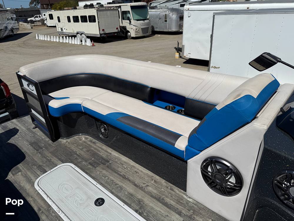 Slide: The Image of Crest Caribbean RS 250 SLRC Tritoon 2020 - 15456098