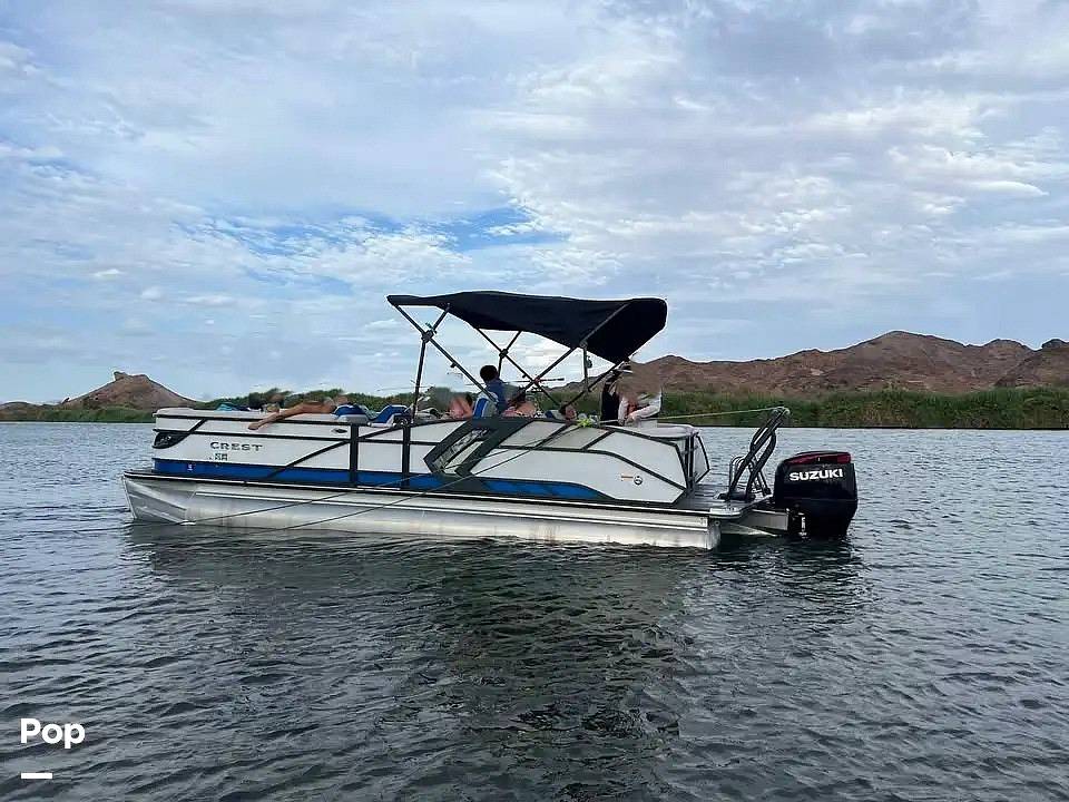 Slide: The Image of Crest Caribbean RS 250 SLRC Tritoon 2020 - 15459470