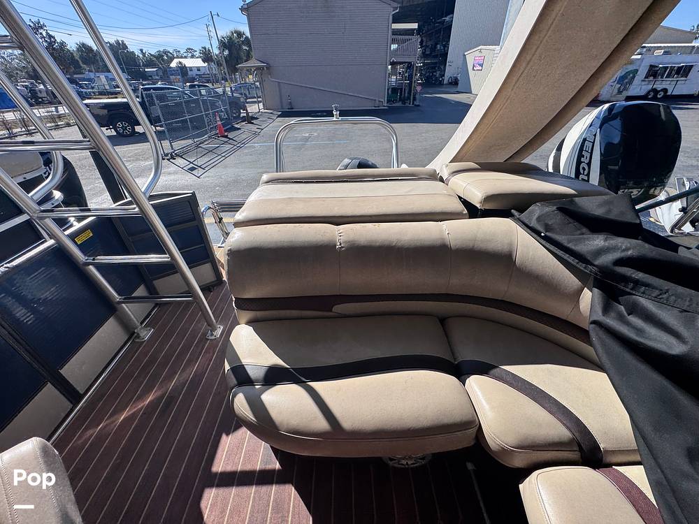 Slide: The Image of Crest Classic 250L Upper Sun Deck 2016 - 15111764
