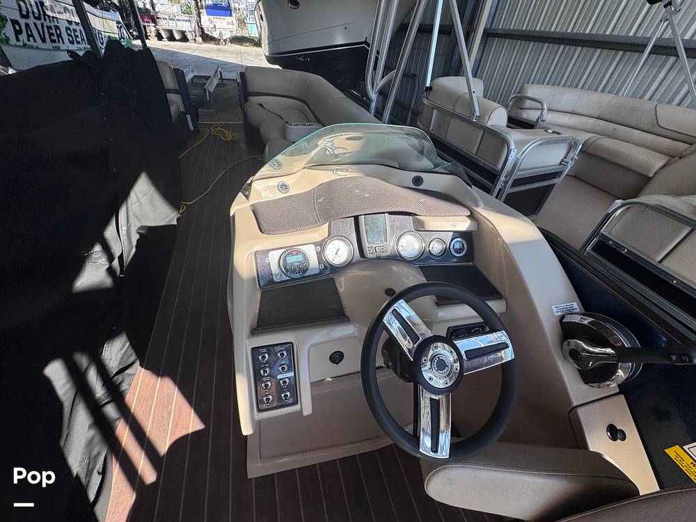 Slide: The Image of Crest Classic 250L Upper Sun Deck 2016 - 15111755
