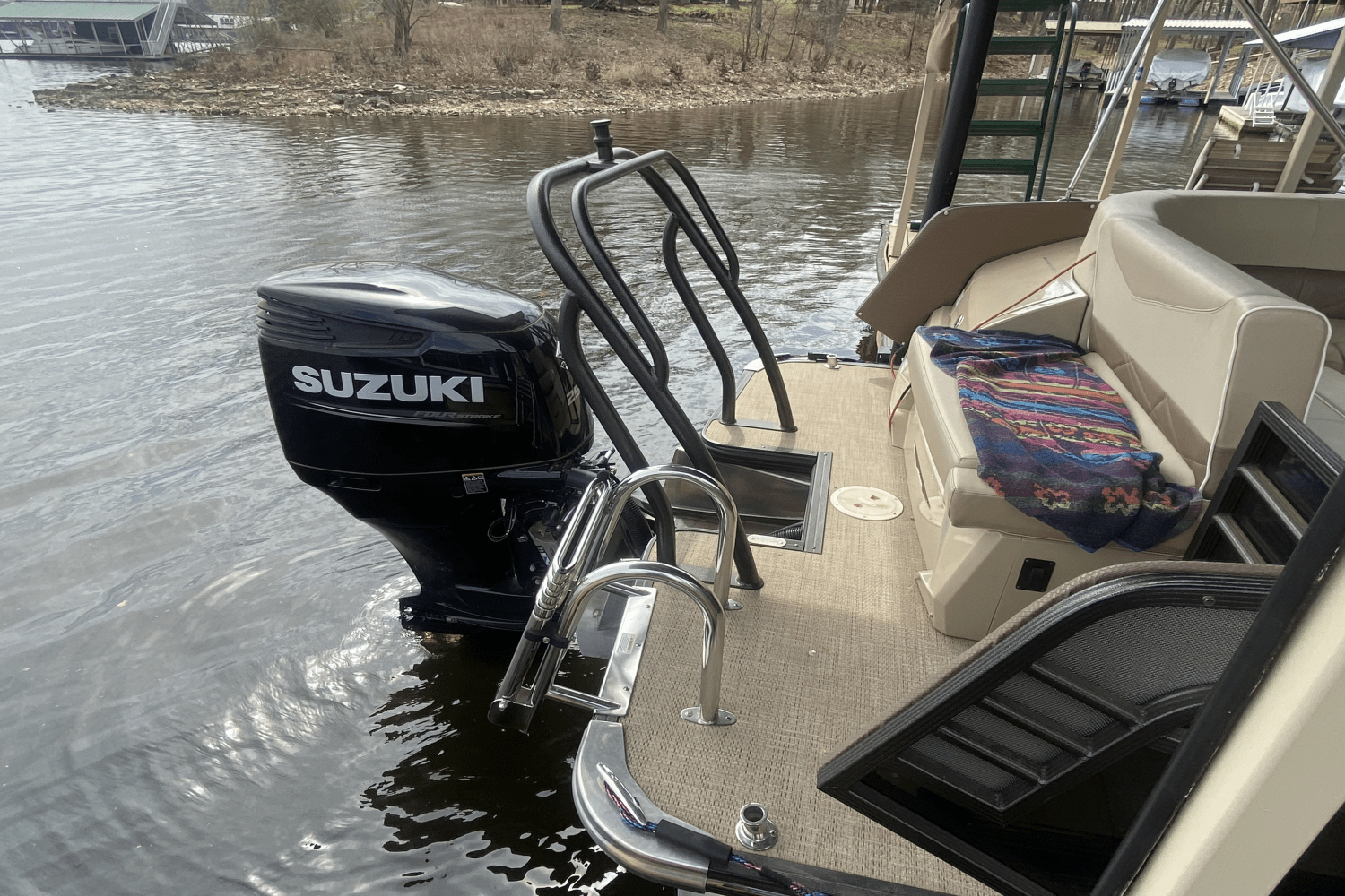 Slide: The Image of Crest CONTINENTAL 250 L 2017 - 21