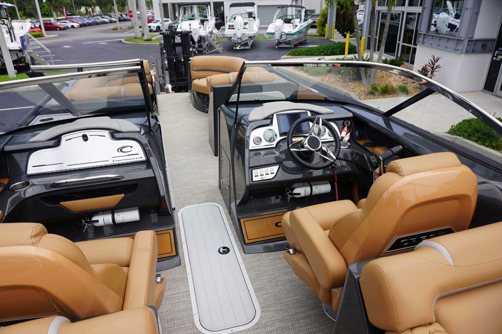 Slide: The Image of Crest Continental NX 270 SLC Twin 2023 - 5379372
