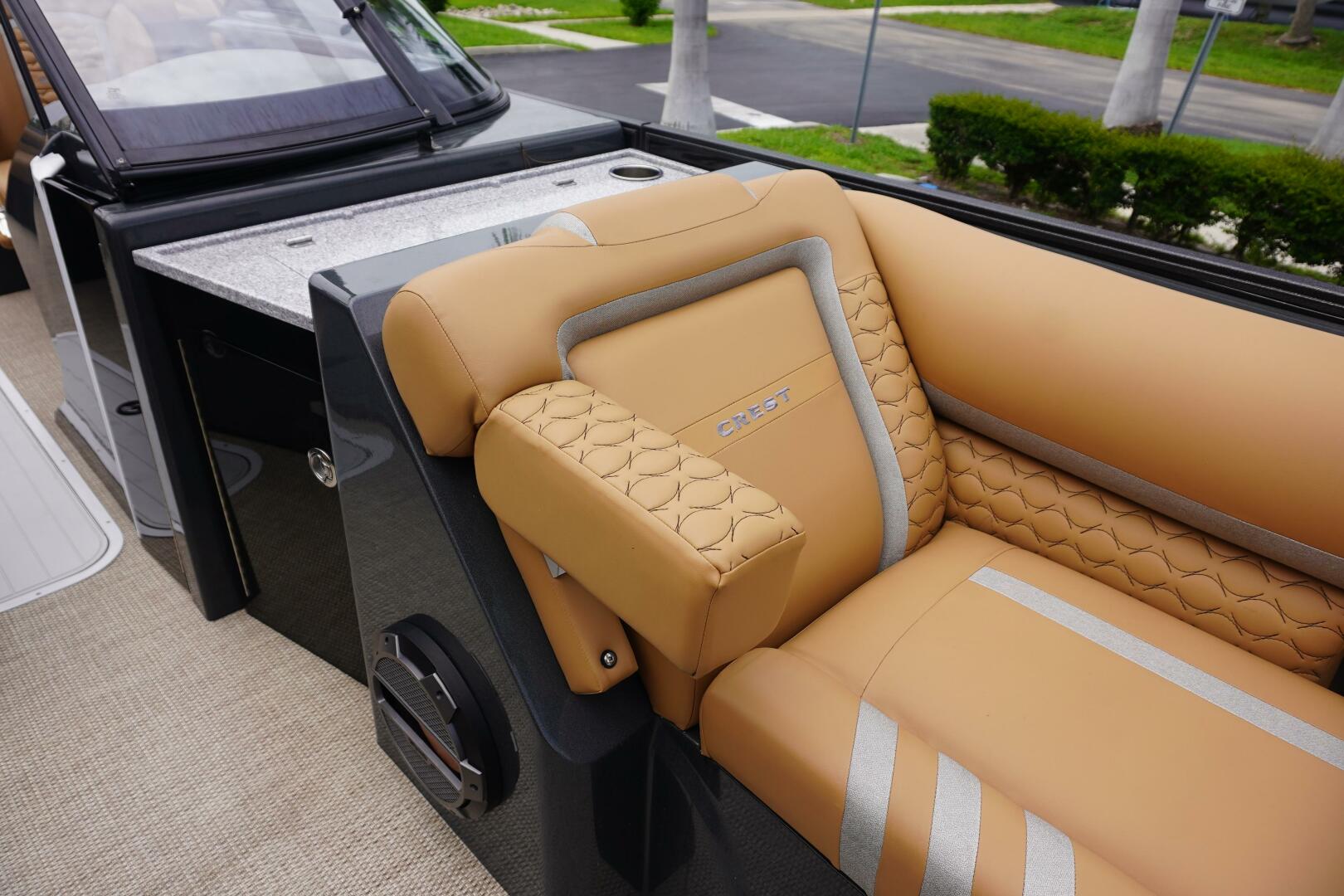 Slide: The Image of Crest Continental NX 270 SLC Twin 2023 - 5379376