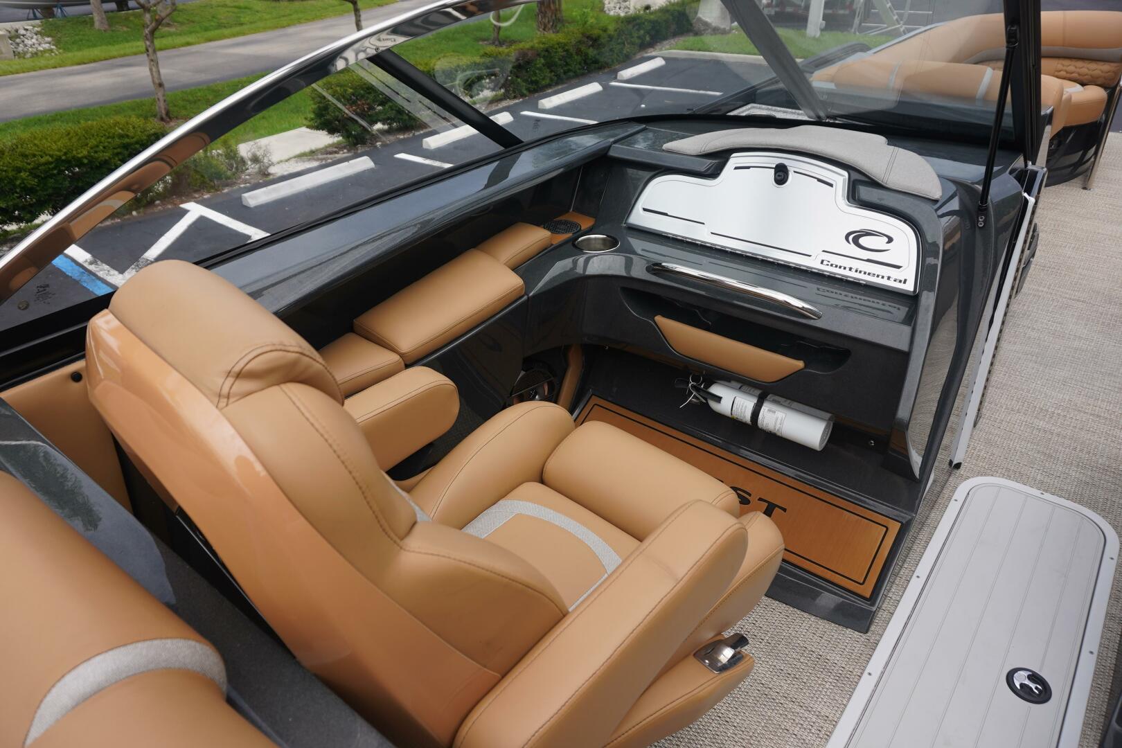 Slide: The Image of Crest Continental NX 270 SLC Twin 2023 - 5379378