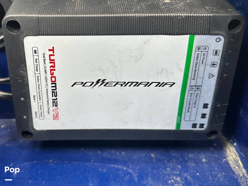 Slide: The Image of Crestliner 1650 Fish Hawk SC Platinum Edition 2019 - 12745595