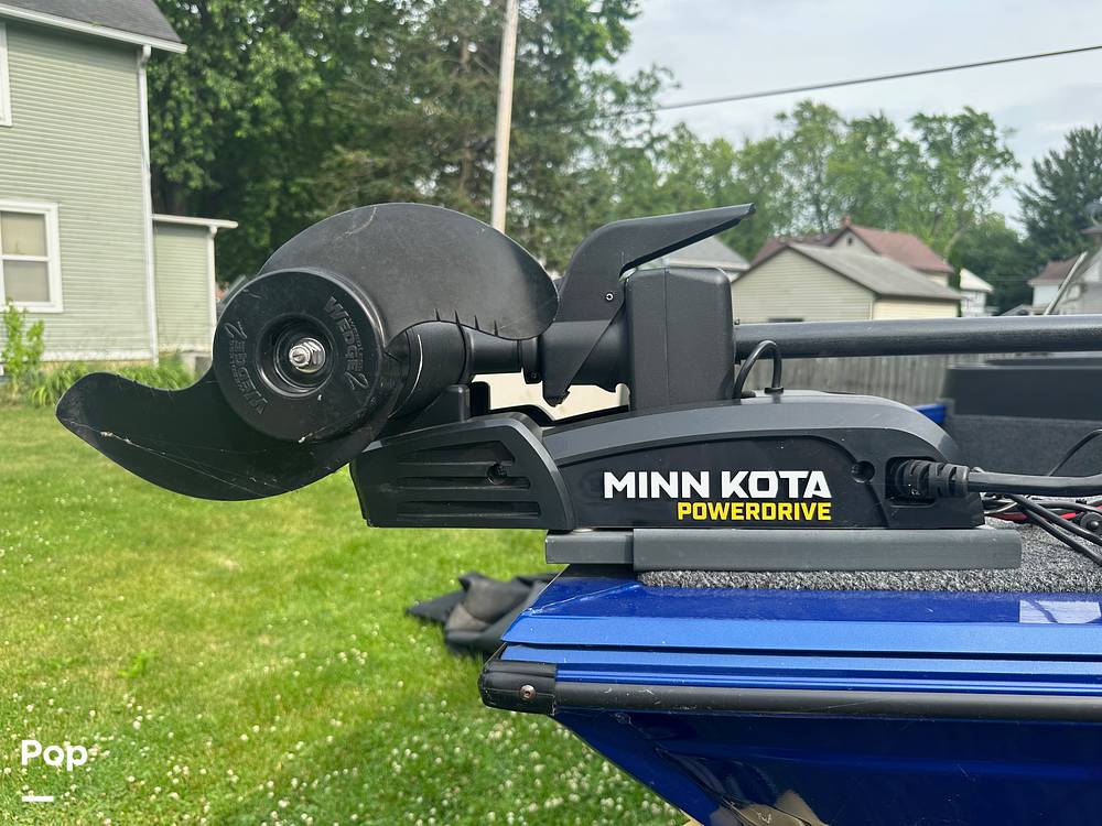 Slide: The Image of Crestliner 1650 Fish Hawk SC Platinum Edition 2019 - 12745614