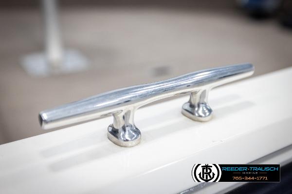 Slide: The Image of Crestliner Fish Hawk 1750 2005 - 50