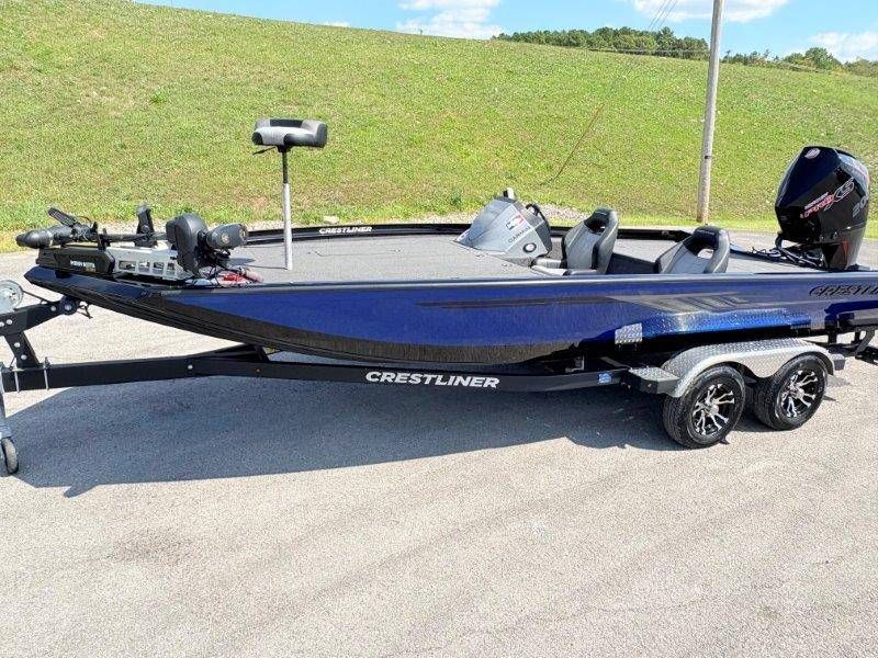 Slide: The Image of Crestliner PT20 2020 - 1