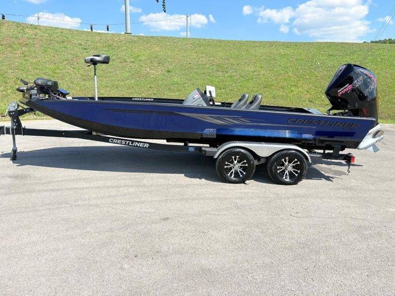 Slide: The Image of Crestliner PT20 2020 - 23