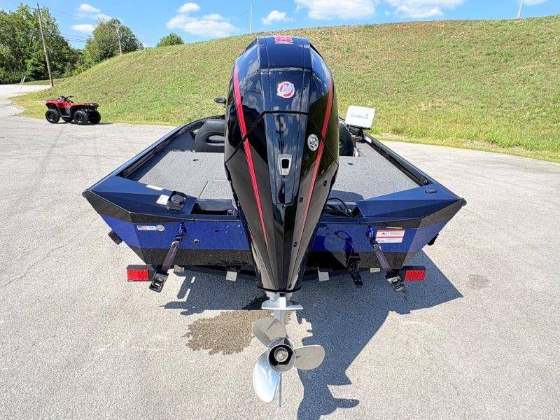 Slide: The Image of Crestliner PT20 2020 - 25