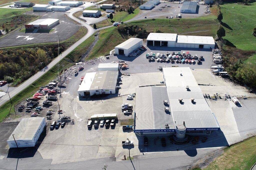 Slide: The Image of Crestliner PT20 2020 - 60