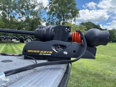 Slide: The Image of Crestliner Raptor 1850 2015 - 15804801