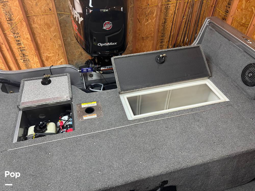 Slide: The Image of Crestliner Raptor 1850 2015 - 15806923