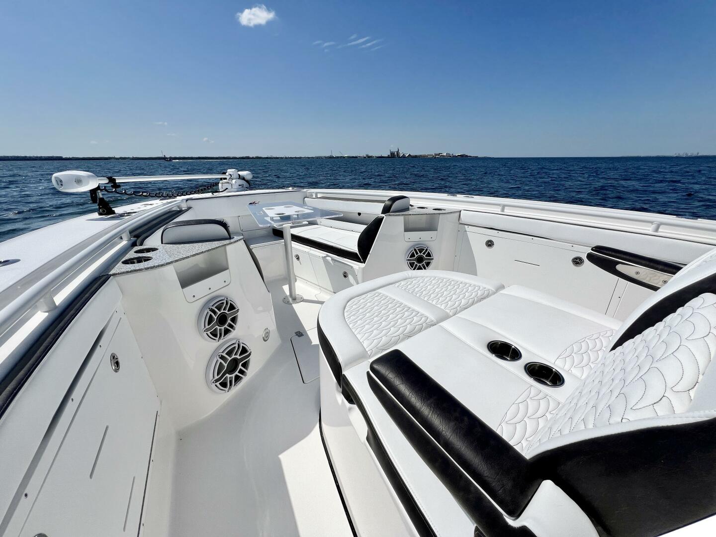 Slide: The Image of Crevalle 33 CSF 2022 - 5592647