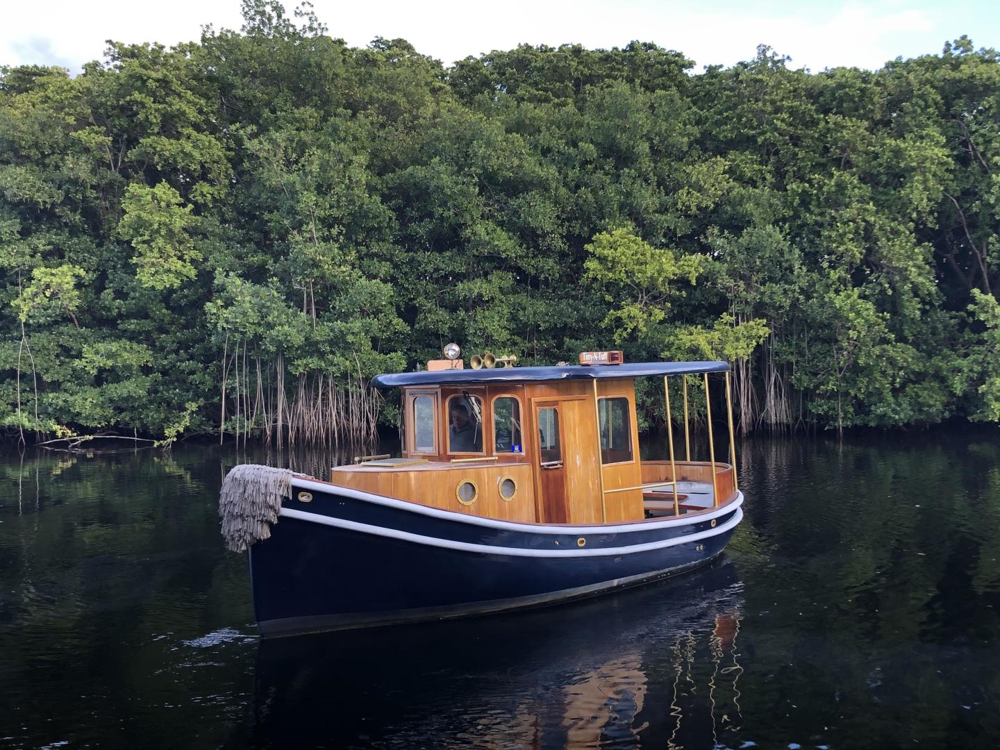 Slide: The Image of Crosby Tug 1992 - 3567267