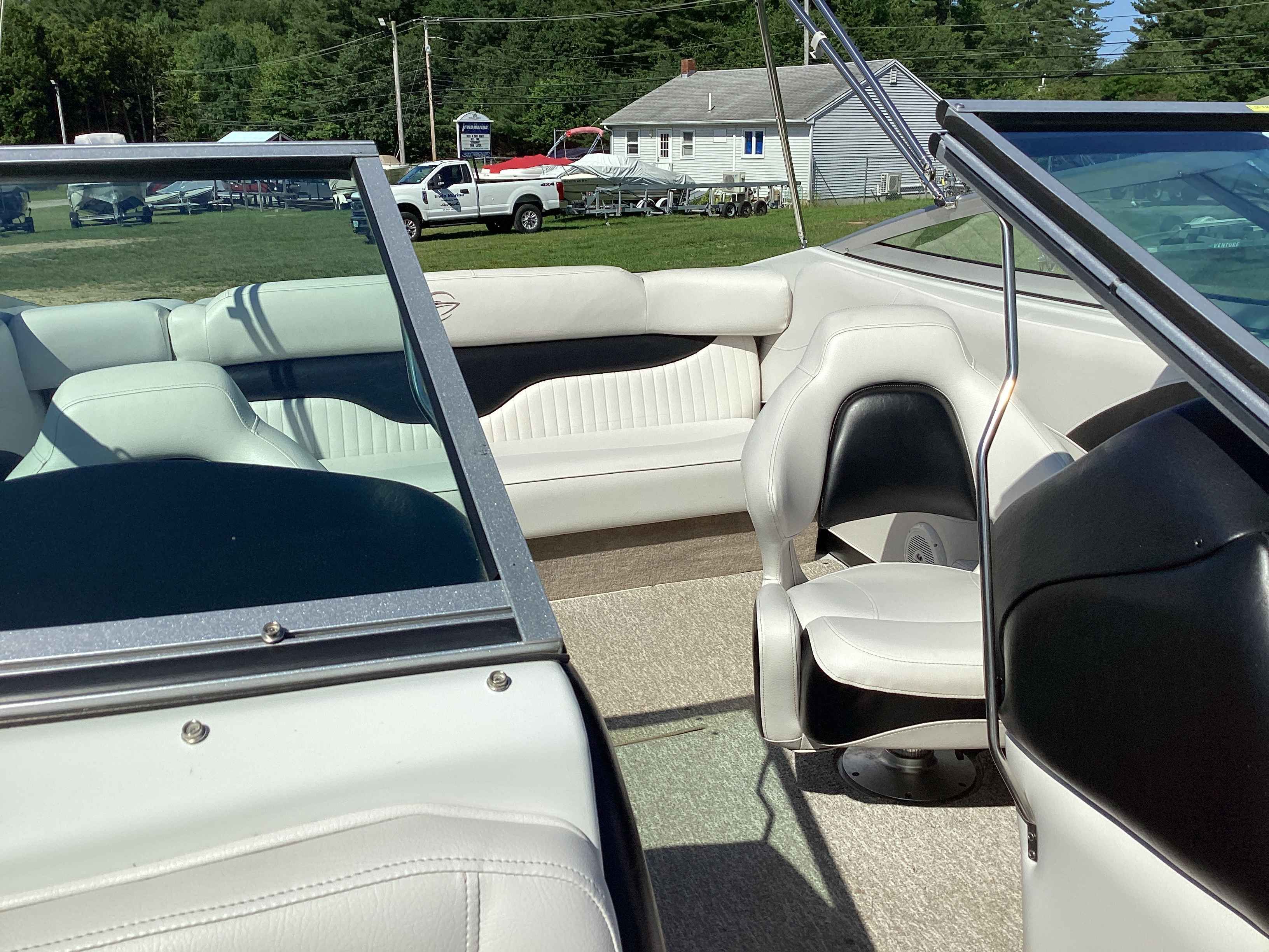 Slide: The Image of Crownline 21 SS 2013 - 10