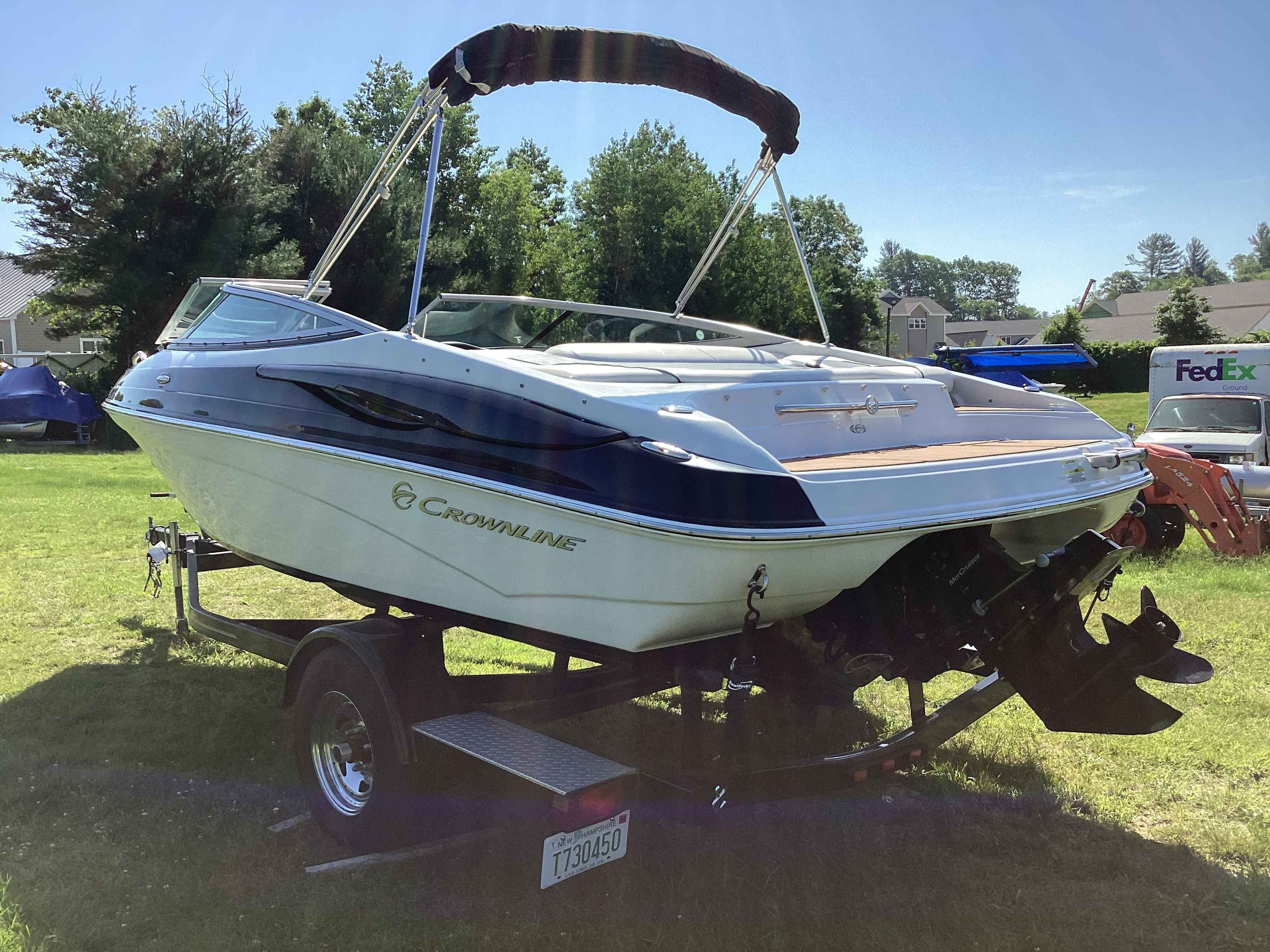 Slide: The Image of Crownline 21 SS 2013 - 3