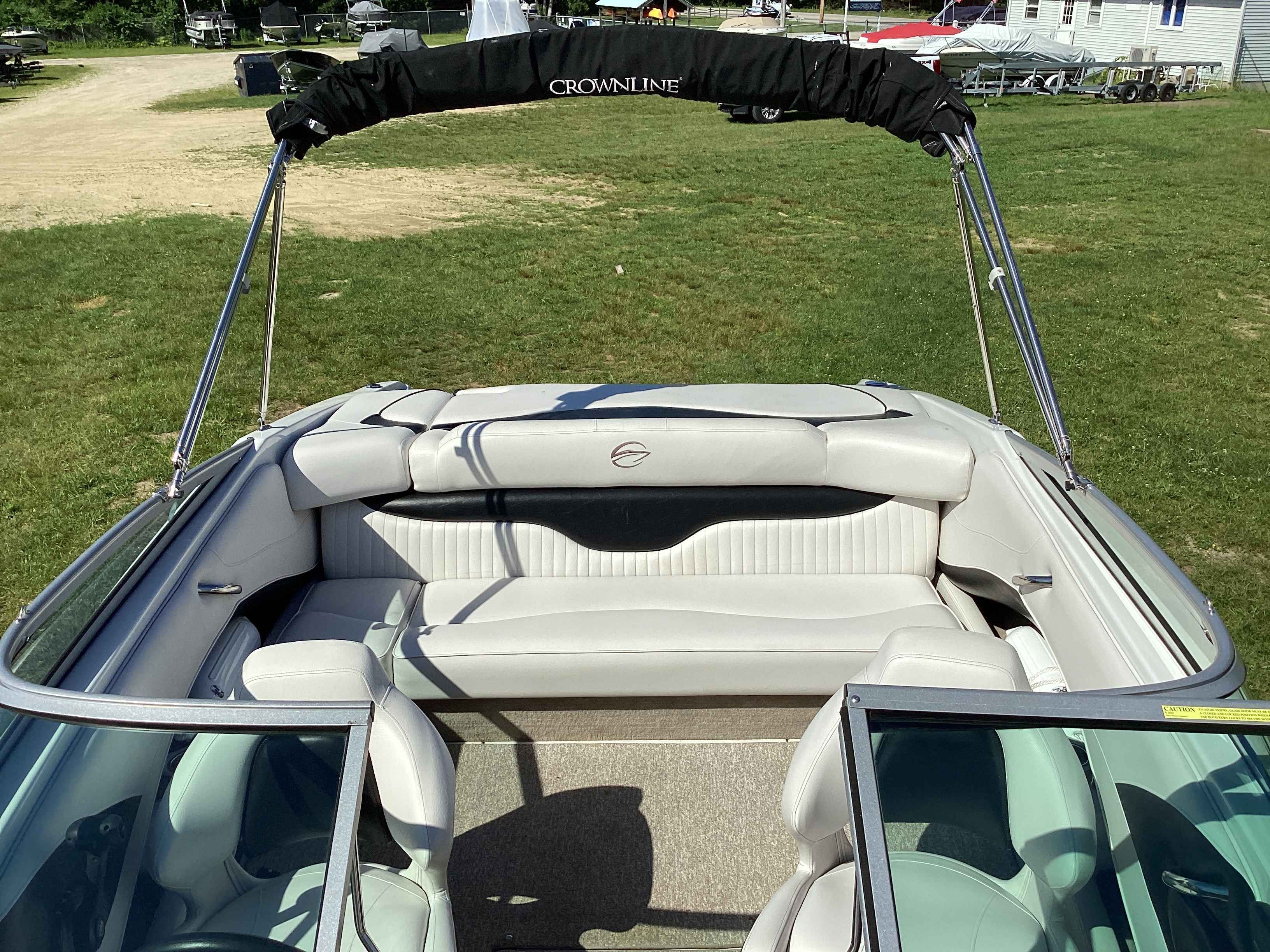 Slide: The Image of Crownline 21 SS 2013 - 9