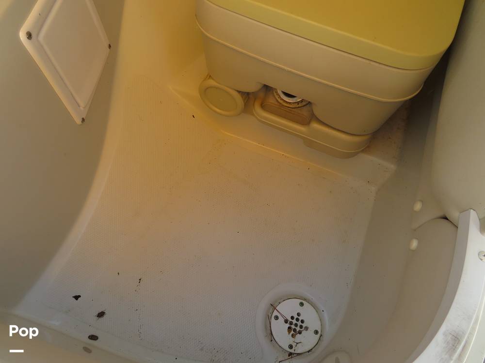 Slide: The Image of Crownline 220 EX 2008 - 12309079
