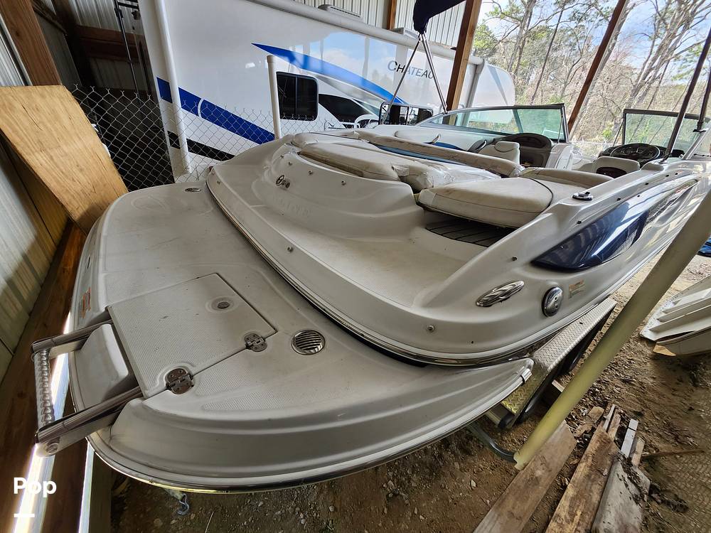 Slide: The Image of Crownline 230 LS 2006 - 13804705