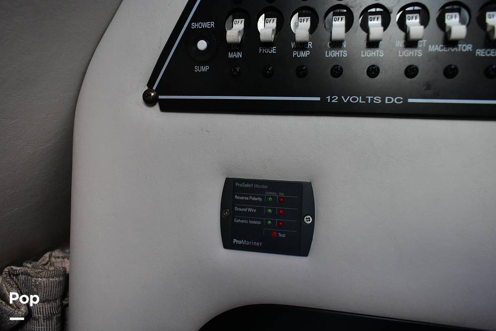 Slide: The Image of Crownline 250 CR 2006 - 13349835