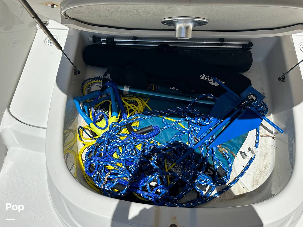Slide: The Image of Crownline 260 LS 2007 - 14675973
