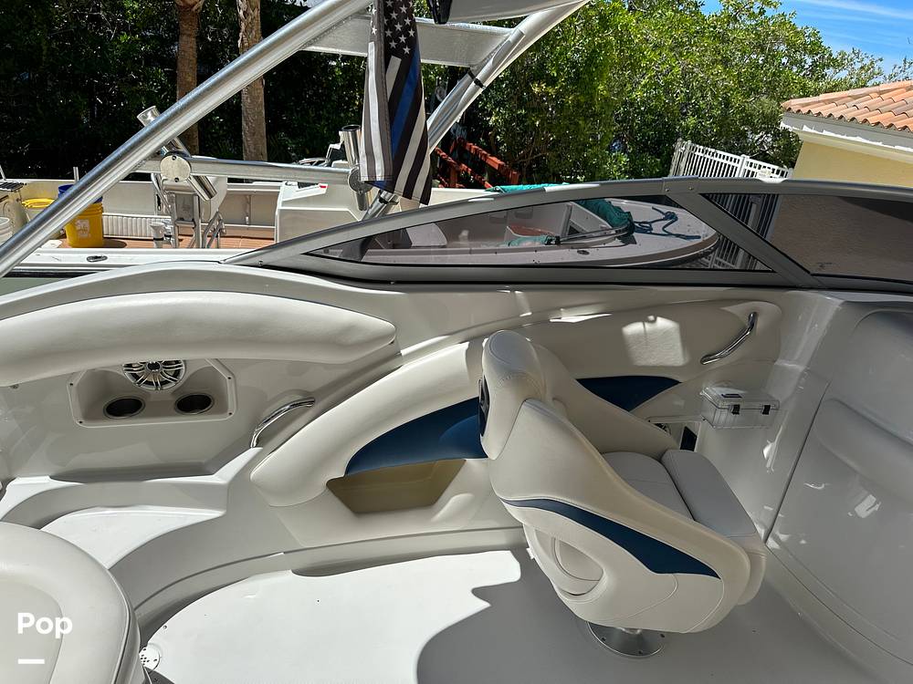 Slide: The Image of Crownline 260 LS 2007 - 14676049